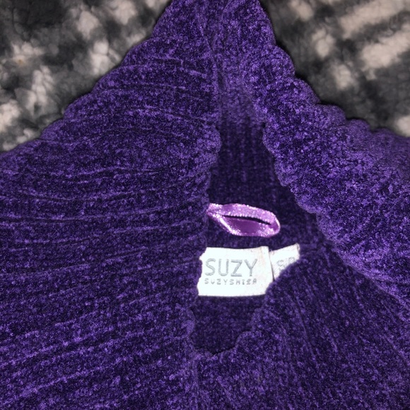 Purple Suzy shier turtle neck - Picture 2 of 4